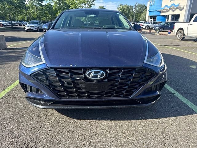 Used 2021 Hyundai Sonata Limited FWD image 2