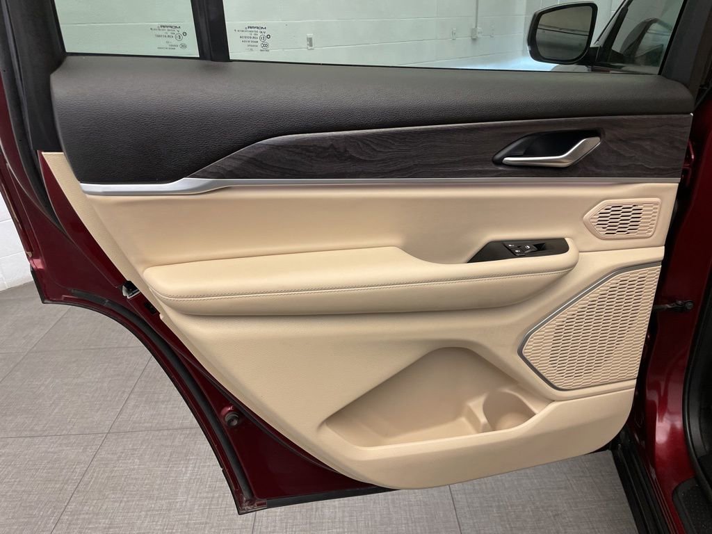 Certified 2021 Jeep Grand Cherokee L Limited image 25