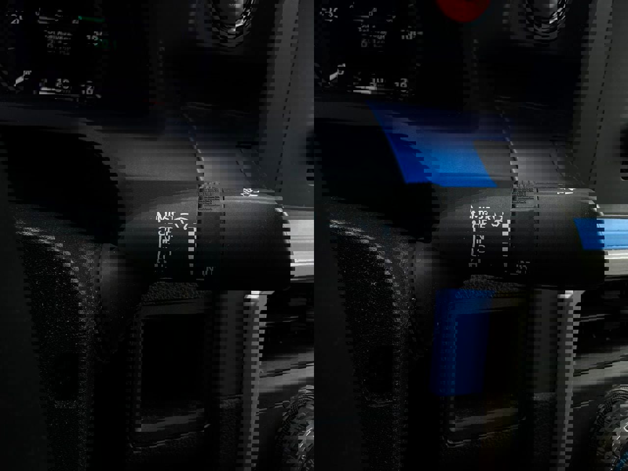 Used 2024 Toyota Tacoma TRD Sport image 33