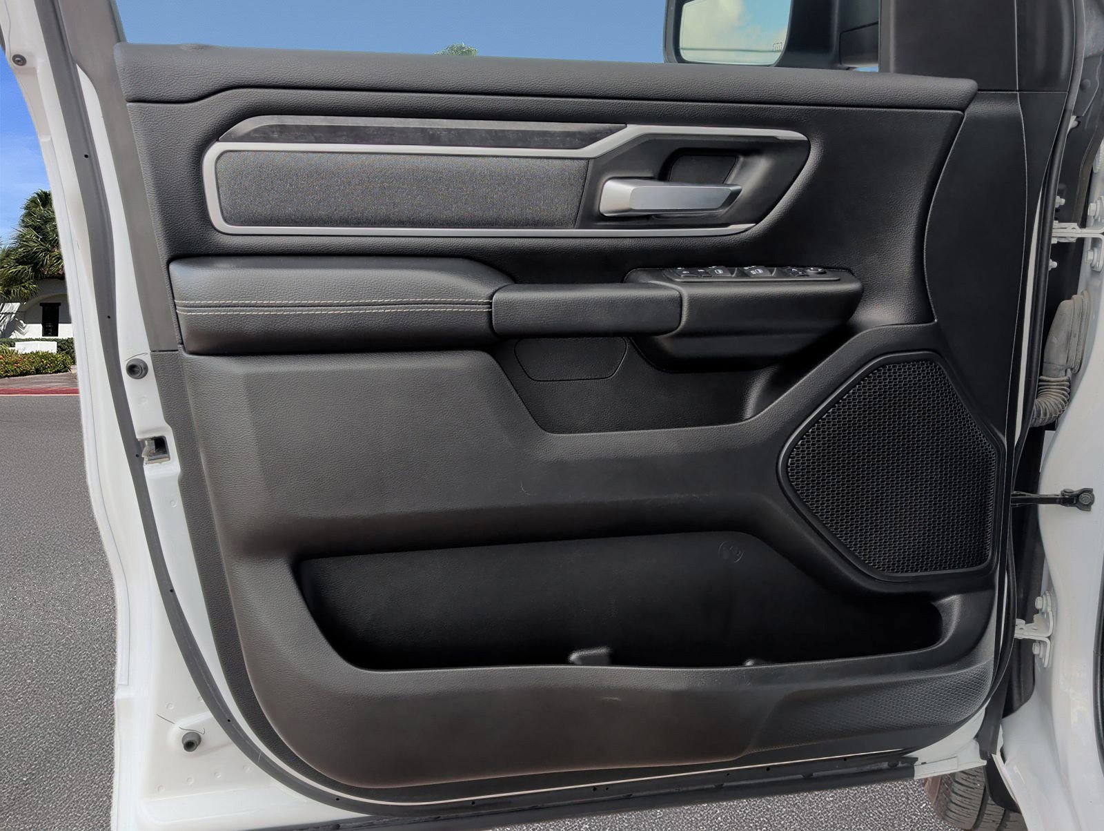 Used 2022 RAM 1500 Lone Star image 8