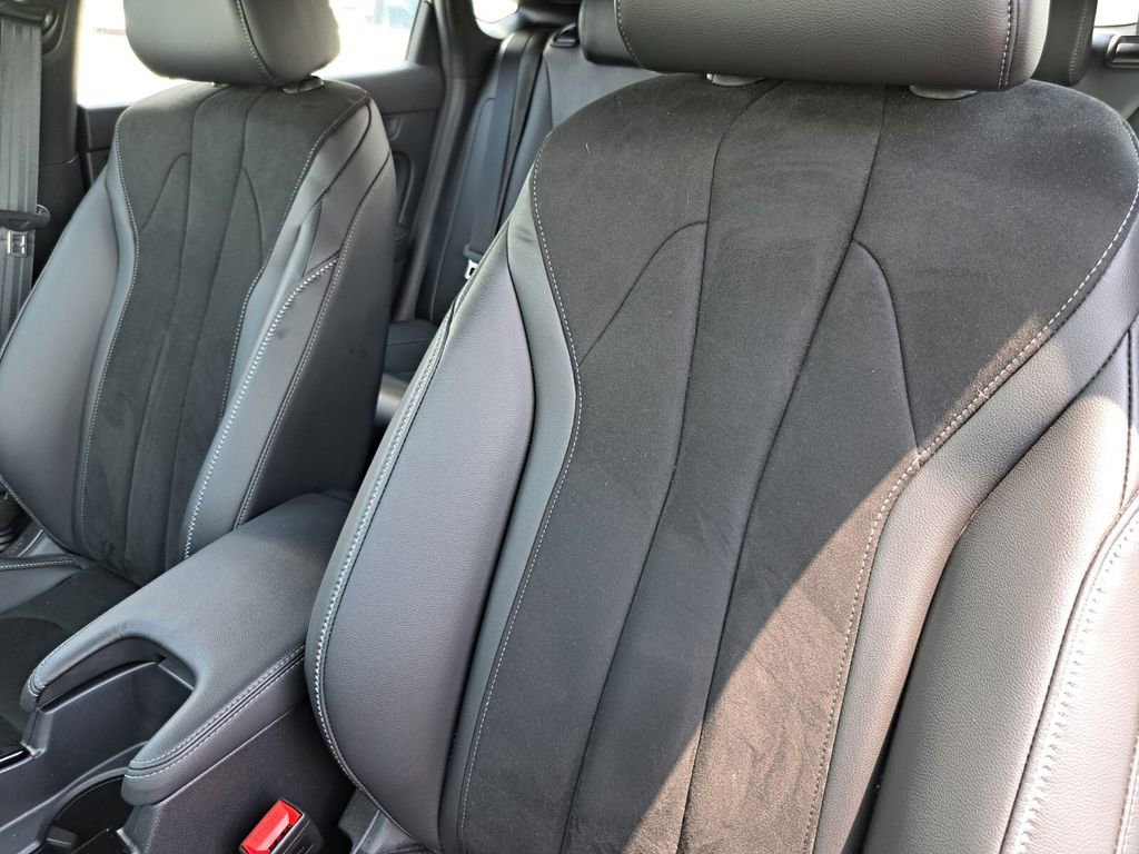 Certified 2025 Acura Integra A-Spec FWD image 17