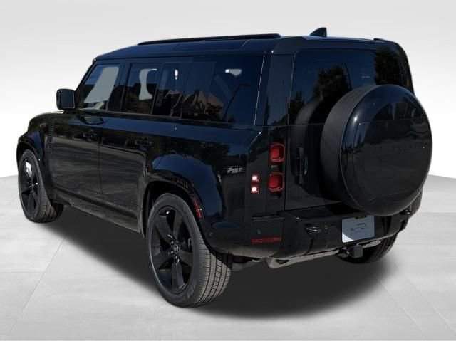 New 2025 Land Rover Defender 110 X-Dynamic SE image 6