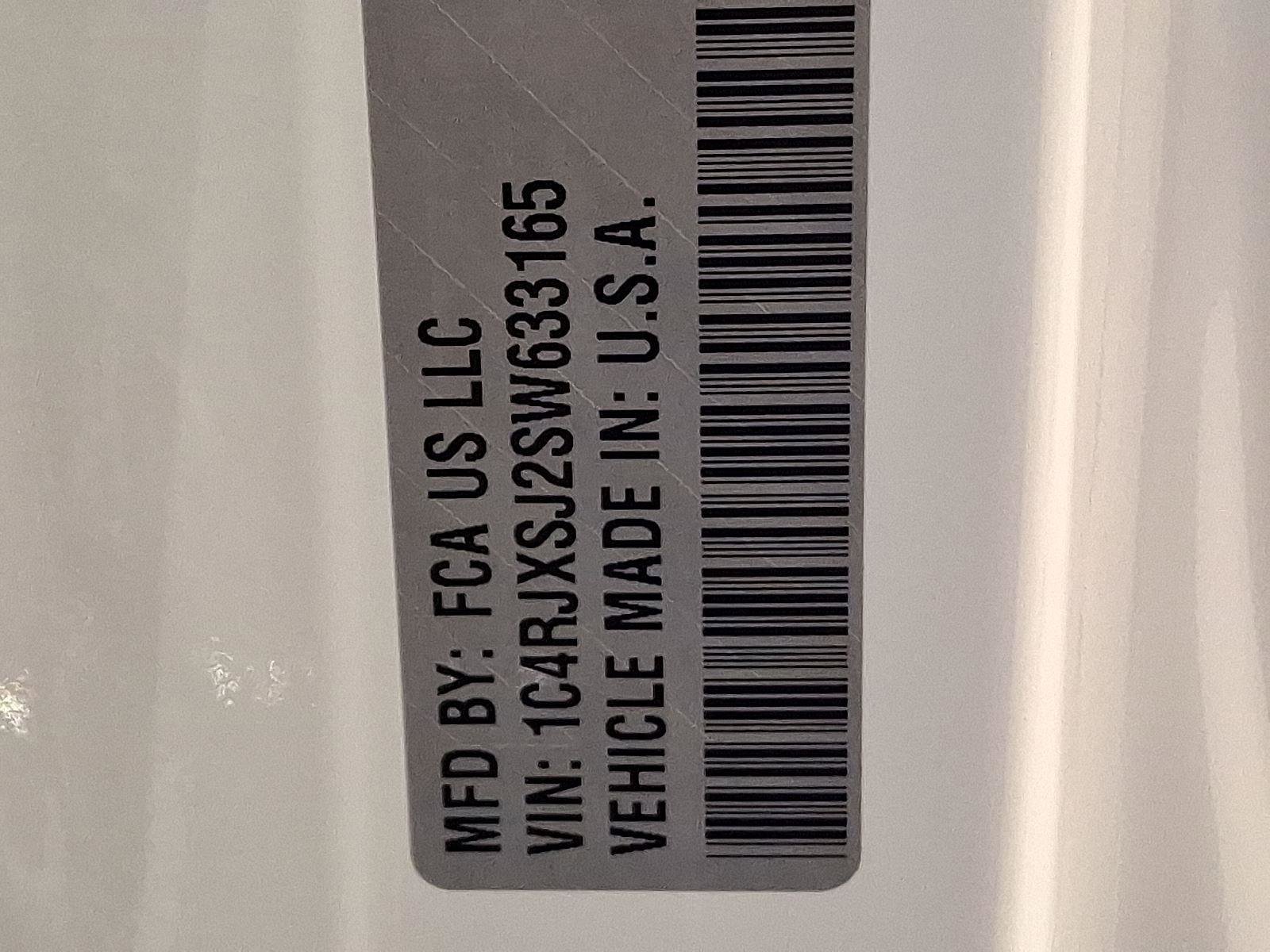 New 2025 Jeep Wrangler Unlimited Rubicon 392 image 17