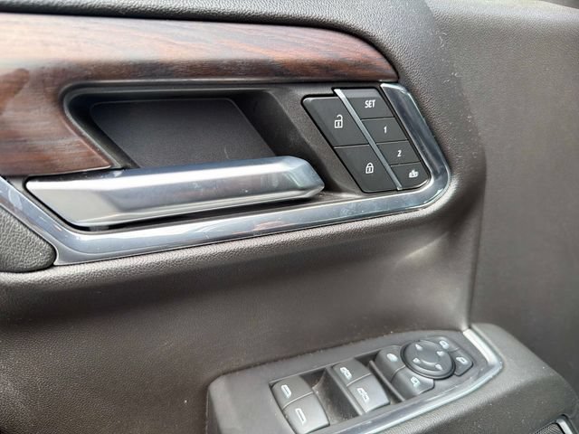 Used 2023 GMC Sierra 1500 SLT w/ SLT Premium Package AWD/4WD image 18