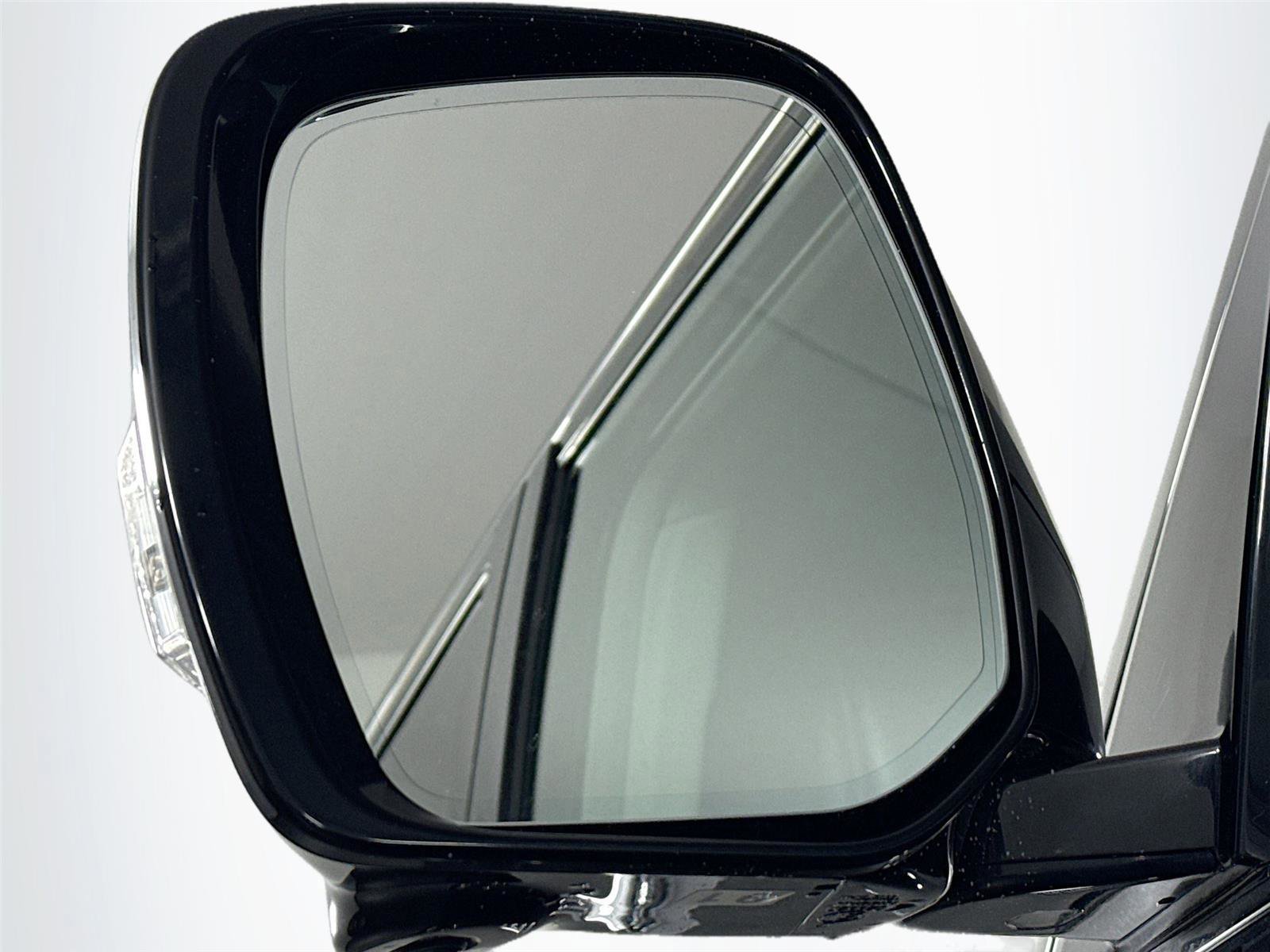 Used 2019 INFINITI QX80 Luxe image 5