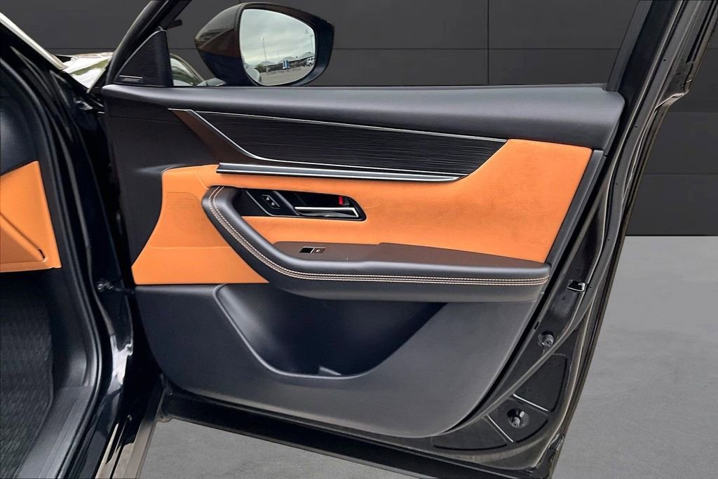 Certified 2025 MAZDA CX-70 3.3 Turbo S w/ Premium Plus image 17