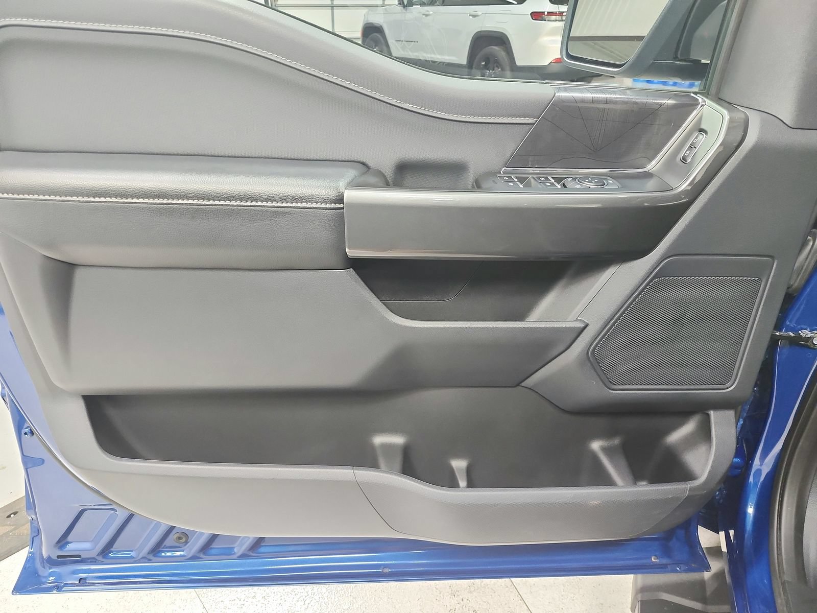 Used 2023 Ford F150 2WD SuperCrew image 32