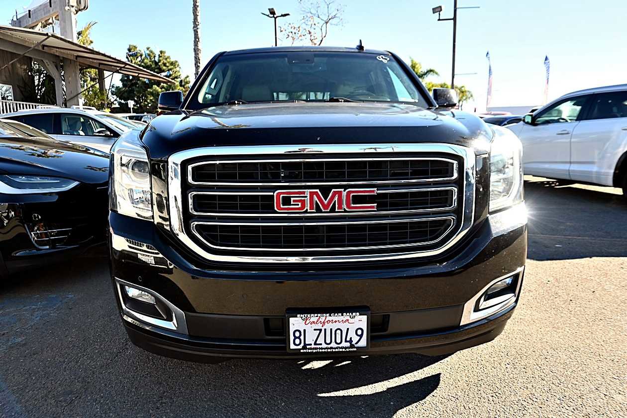 Used 2018 GMC Yukon XL SLT image 2