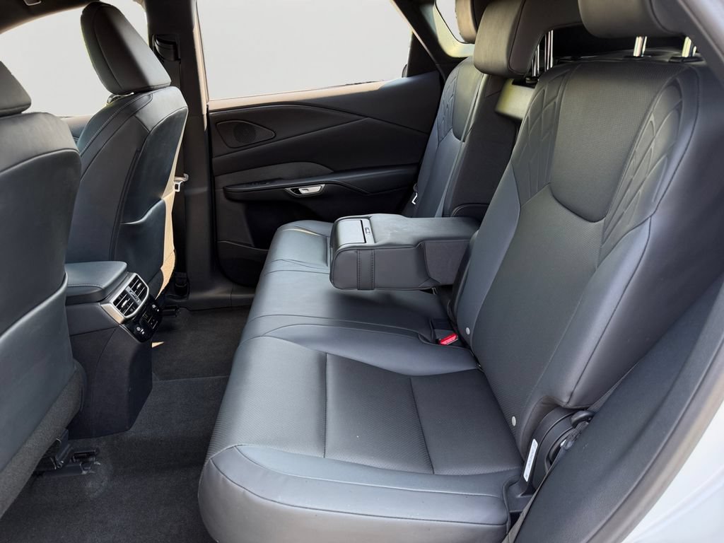 Certified 2024 Lexus RX 350 FWD w/ Technology Package image 10