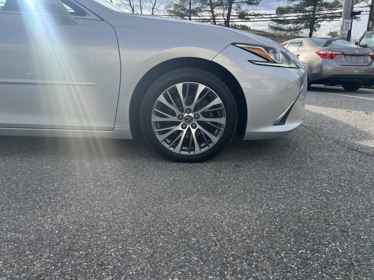Used 2020 Lexus ES 350 w/ Premium Package FWD image 35