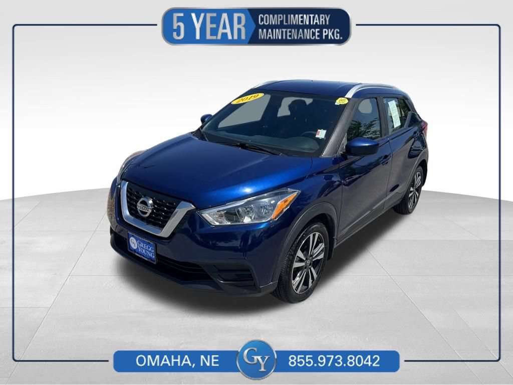 Used 2019 Nissan Kicks SV FWD image 1