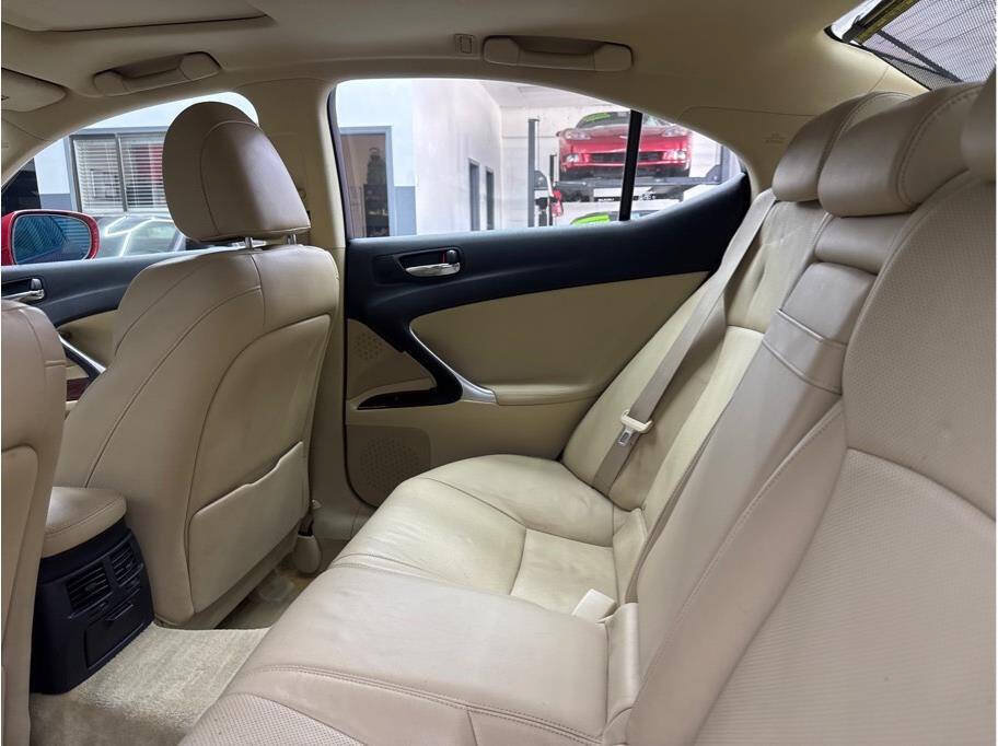 Used 2007 Lexus IS 250 RWD image 16