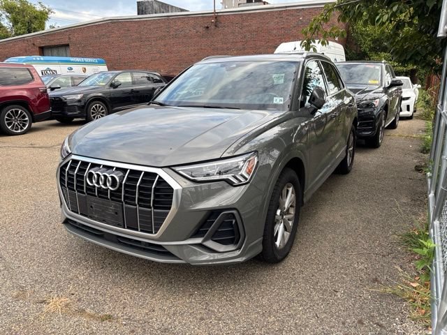 Certified 2024 Audi Q3 2.0T Premium Plus