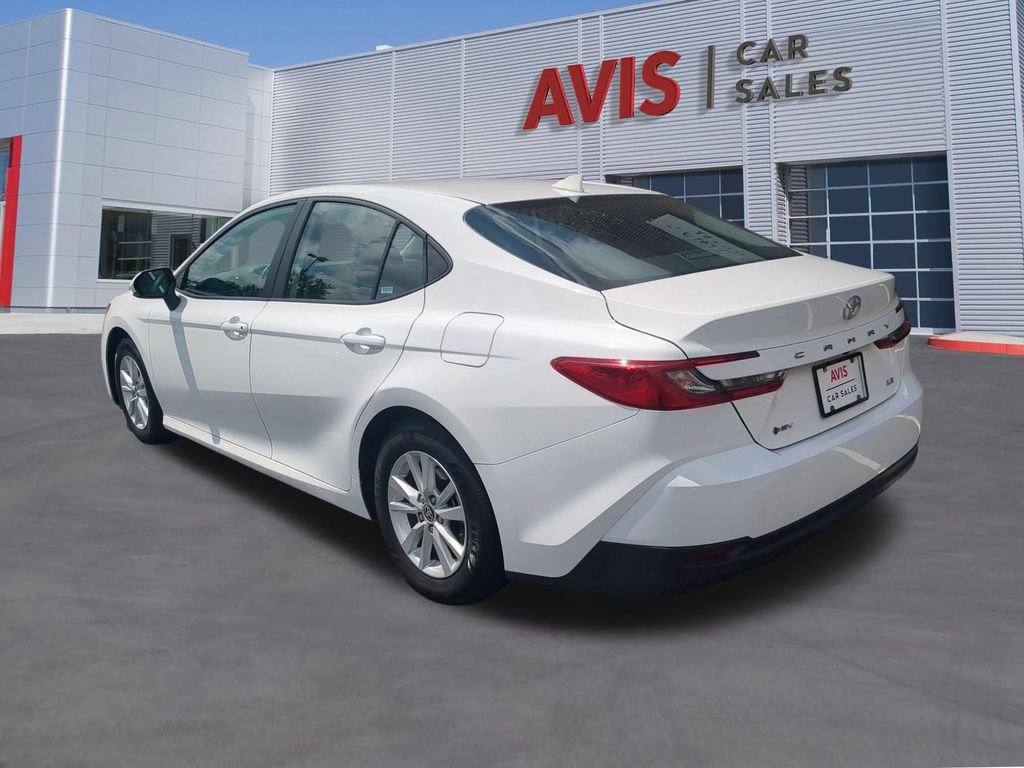 Used 2025 Toyota Camry LE FWD image 9