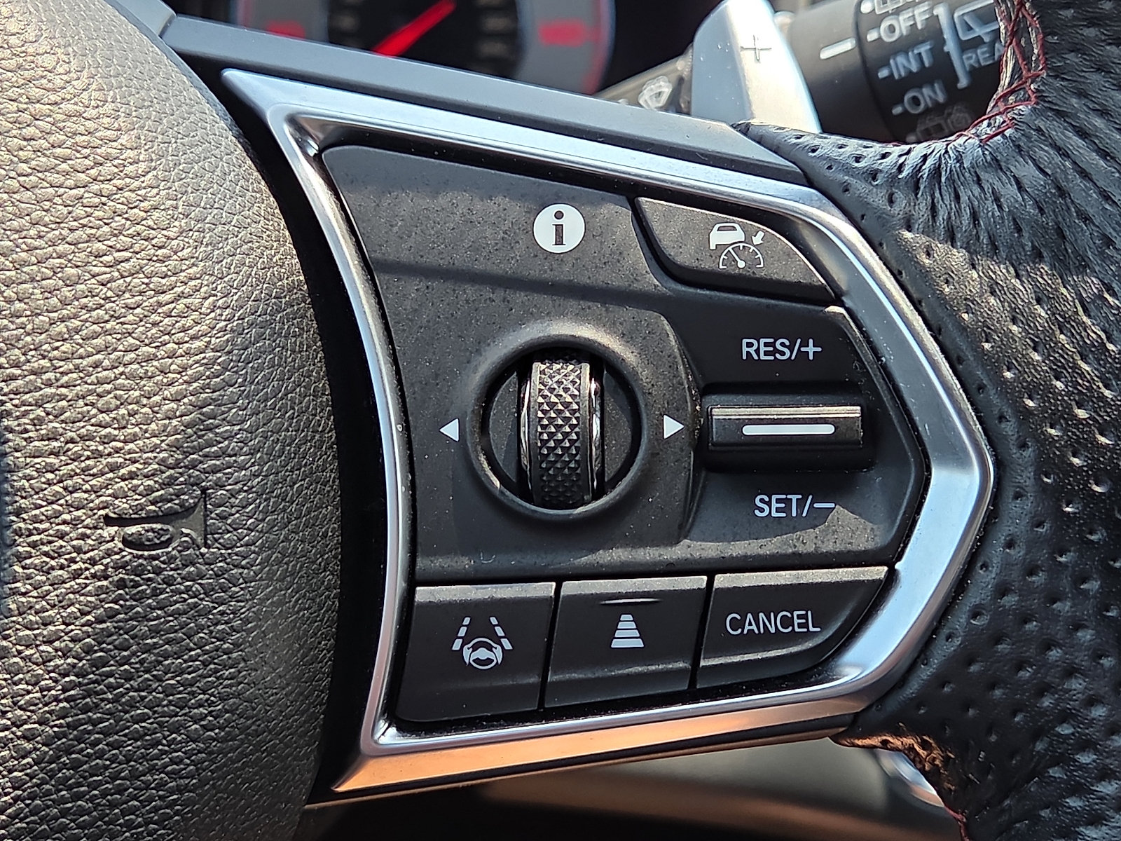 Used 2022 Acura RDX AWD image 22