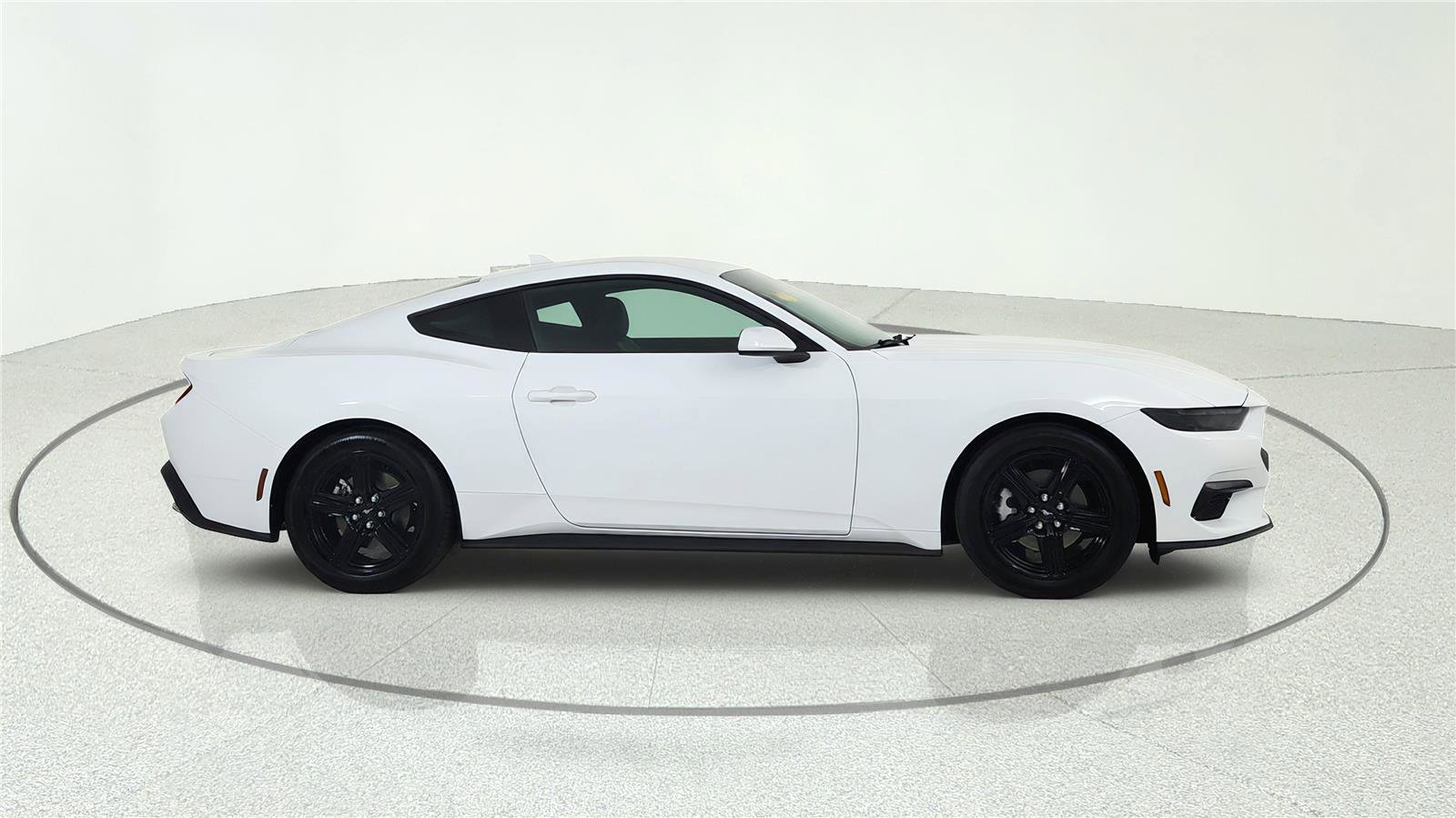 Used 2026 Ford Mustang Premium RWD image 4