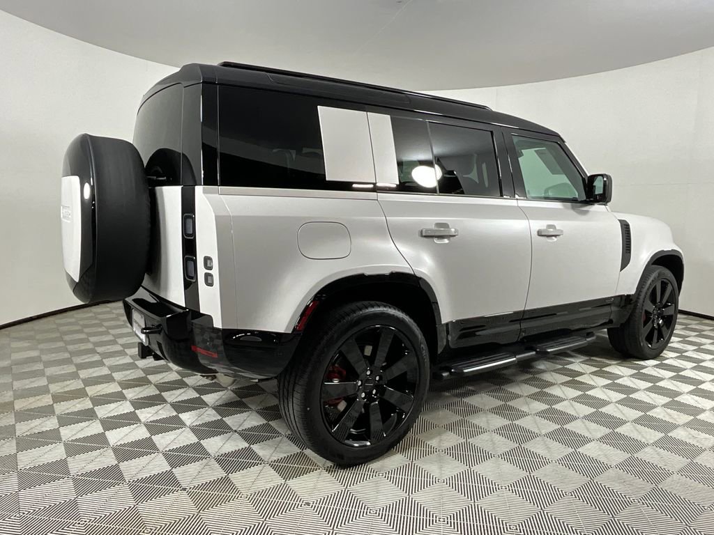 New 2026 Land Rover Defender 110 X image 2