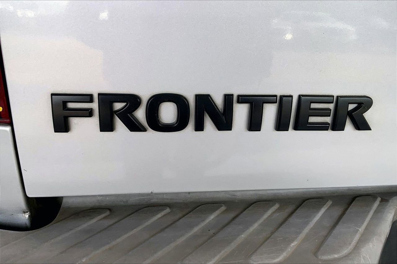 Used 2013 Nissan Frontier SV AWD/4WD image 31