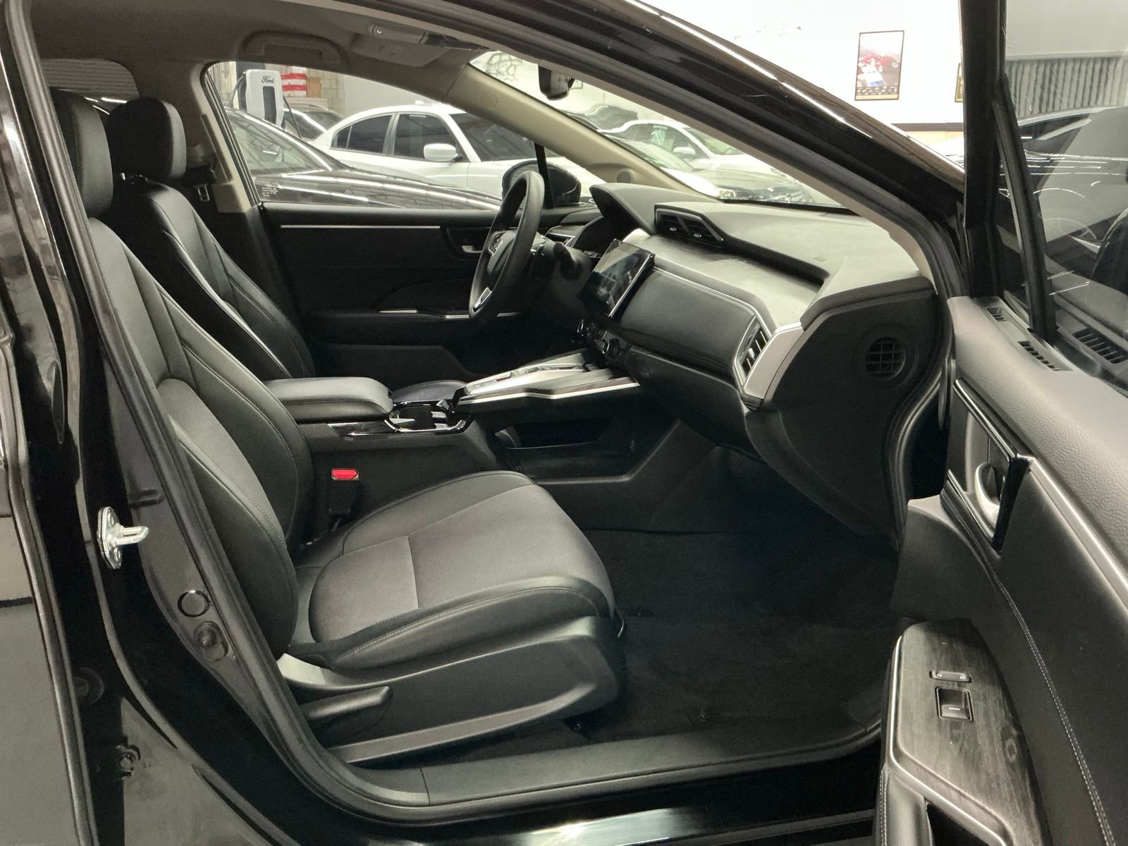 Used 2019 Honda Clarity Plug-In Hybrid image 12
