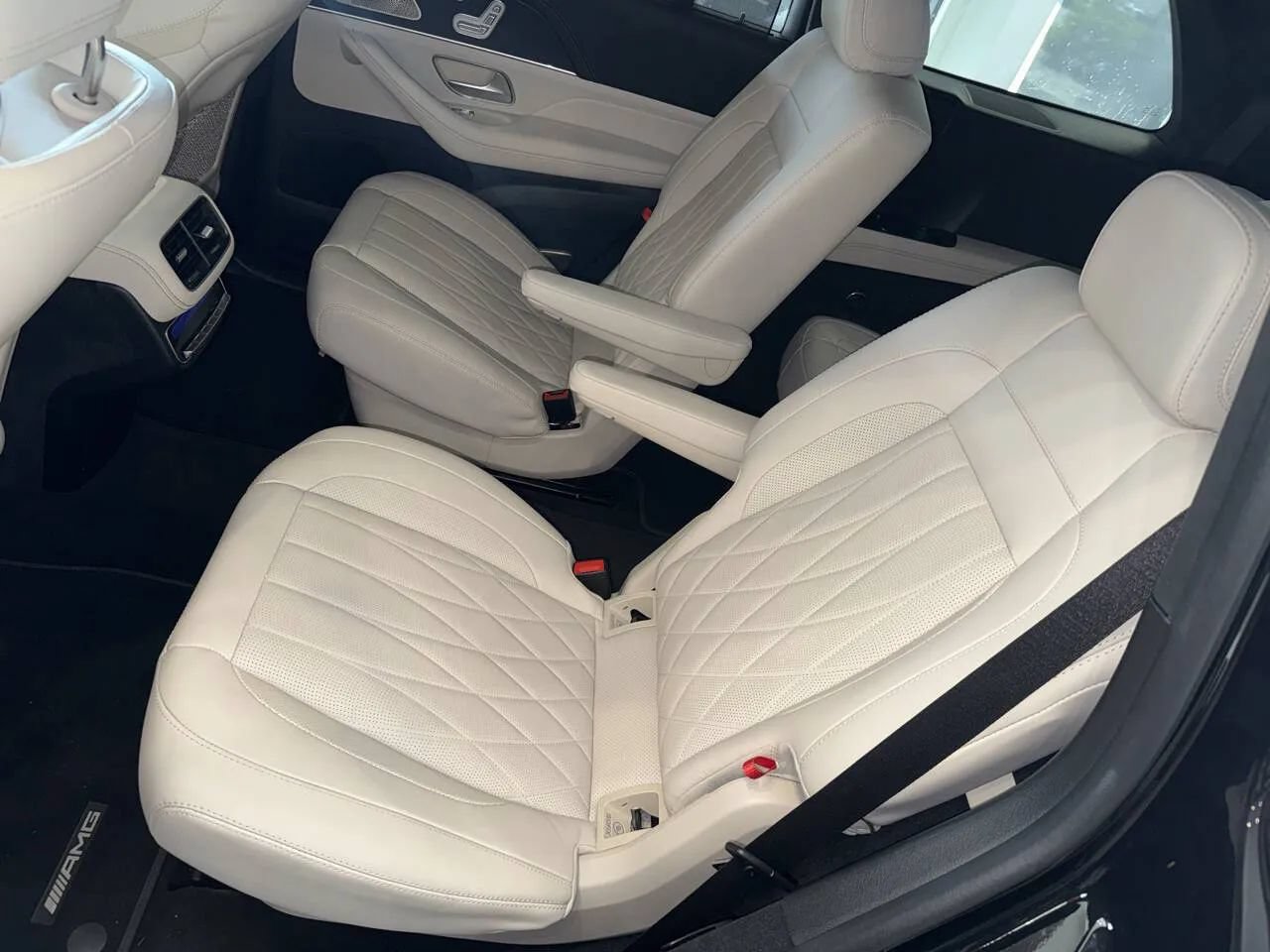 Used 2025 Mercedes-Benz GLS 63 AMG 4MATIC w/ Warmth & Comfort Package image 41