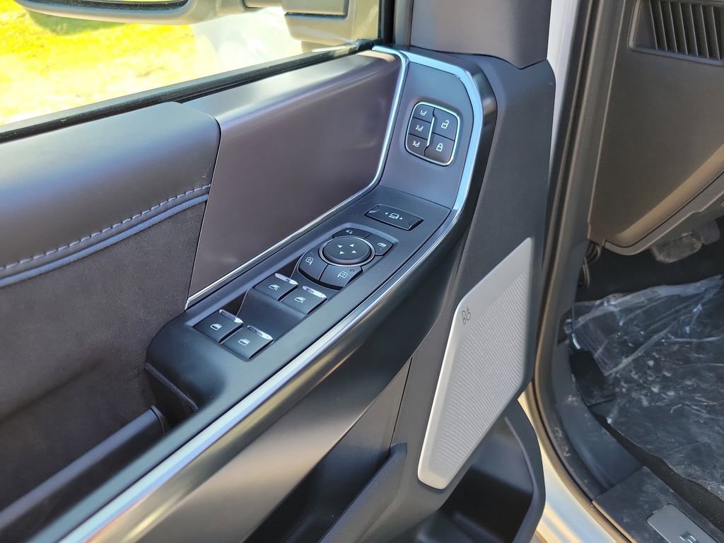 New 2026 Ford F350 Platinum AWD/4WD image 7