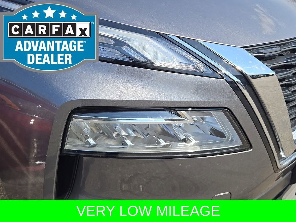 Used 2023 Nissan Rogue SV w/ SV Premium B Package image 4