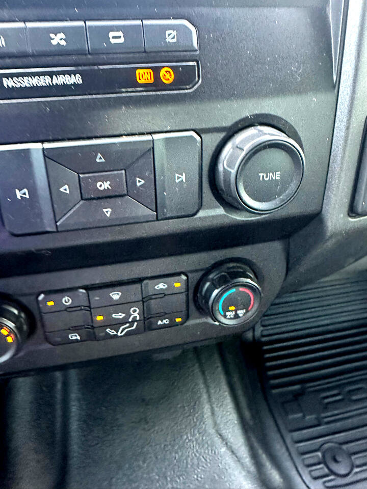 Used 2022 Ford F350 XL w/ Power Equipment Group image 18