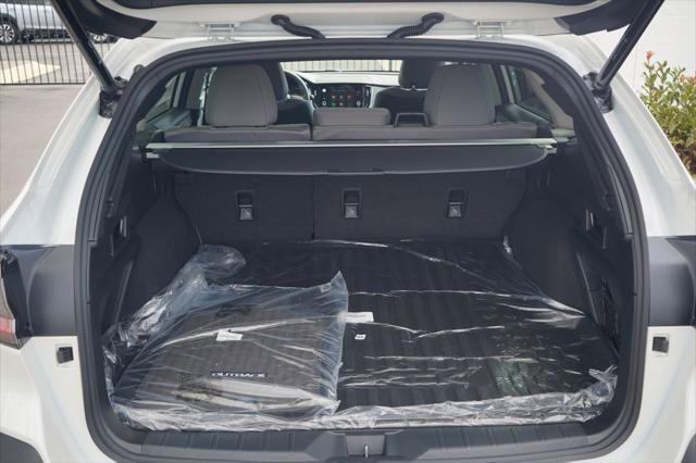 Used 2025 Subaru Outback Premium AWD/4WD image 10
