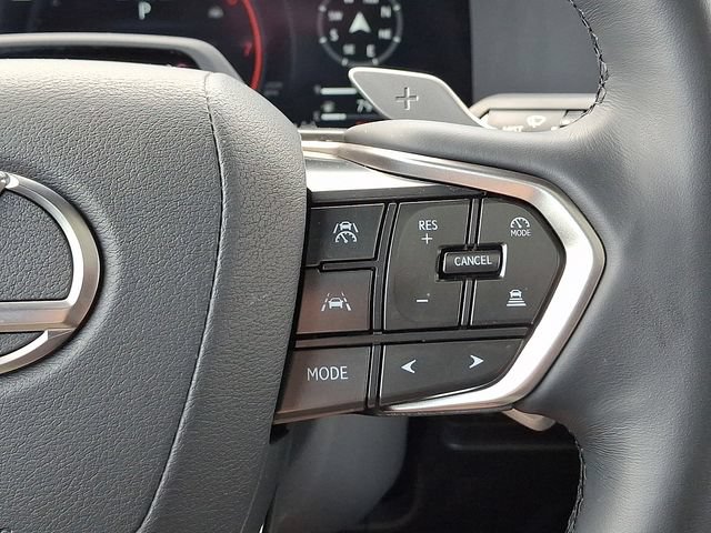 Used 2025 Lexus GX 550 w/ Accessory Package (2T) AWD/4WD image 22