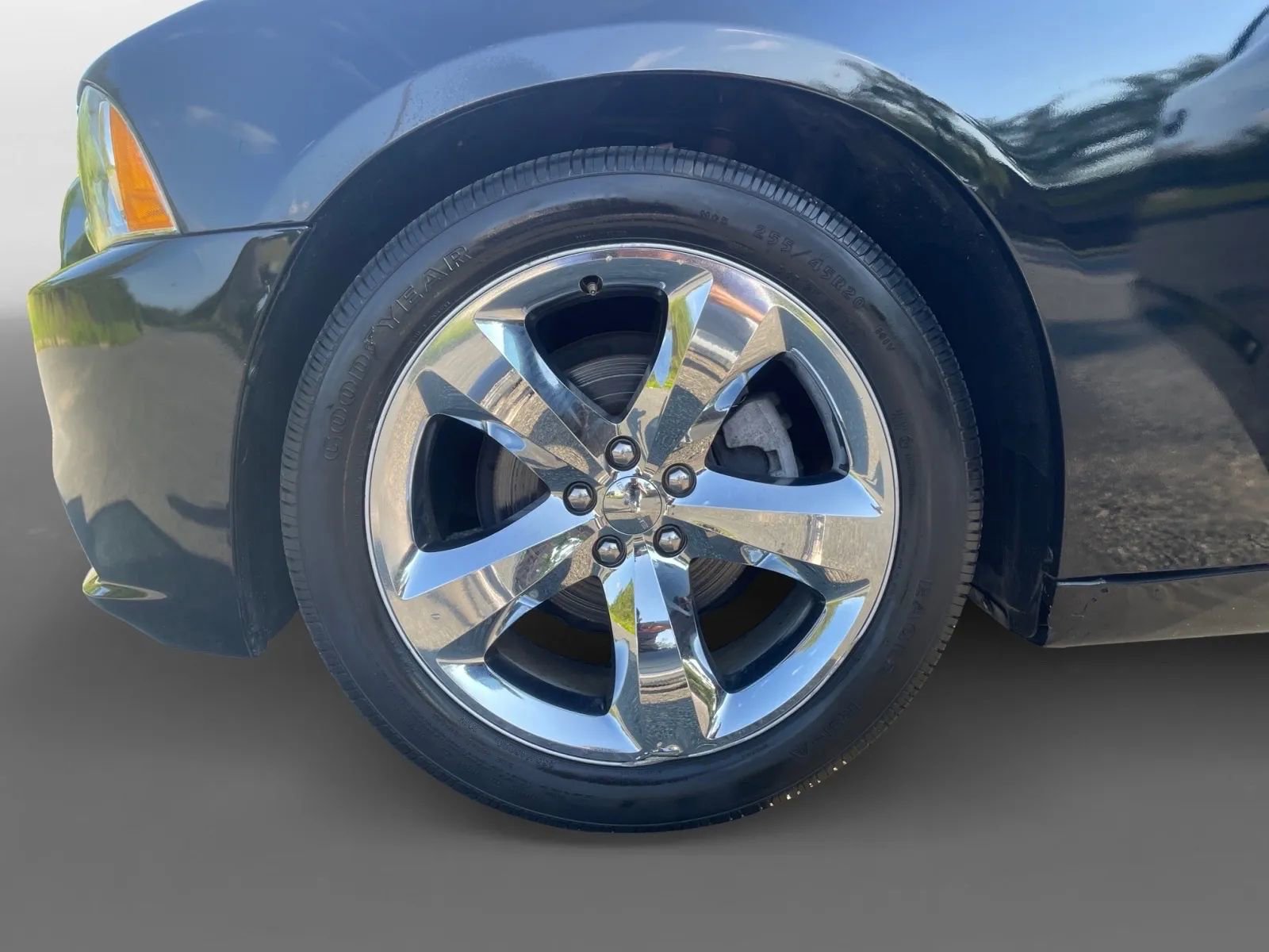 Used 2013 Dodge Charger R/T w/ Blacktop Pkg RWD image 27