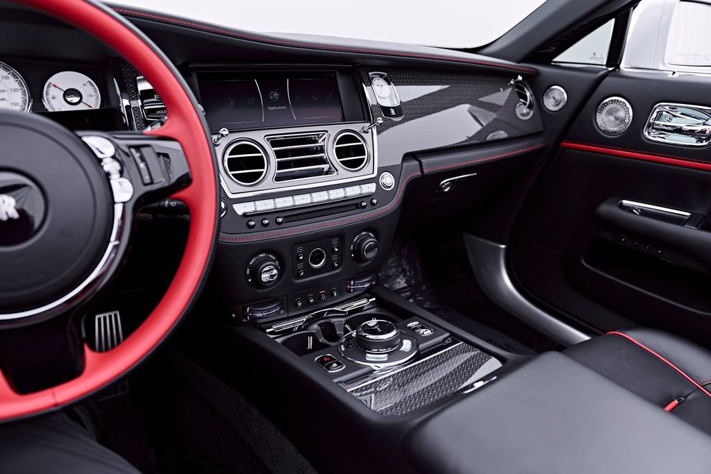 Used 2020 Rolls-Royce Dawn RWD image 71