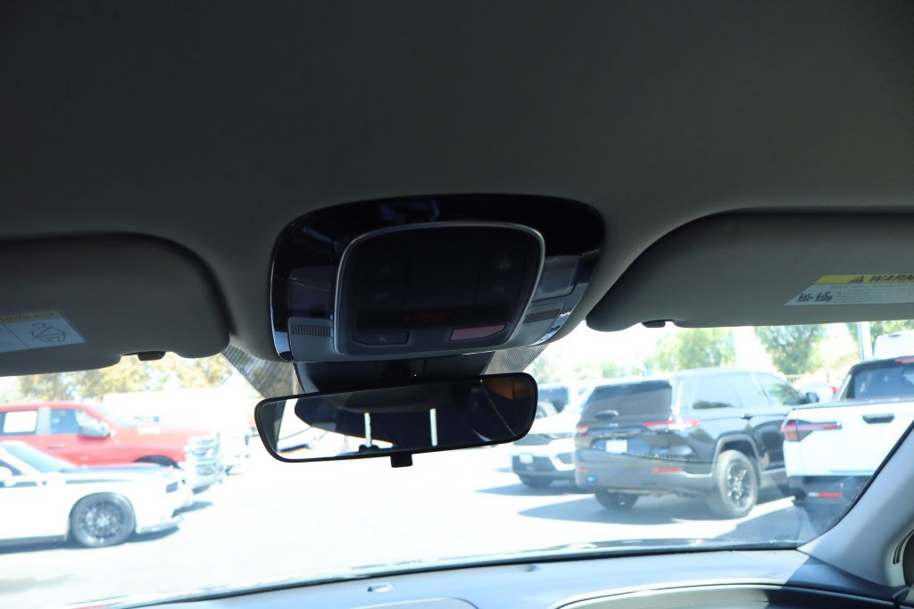Used 2023 Hyundai Santa Fe SEL FWD image 32