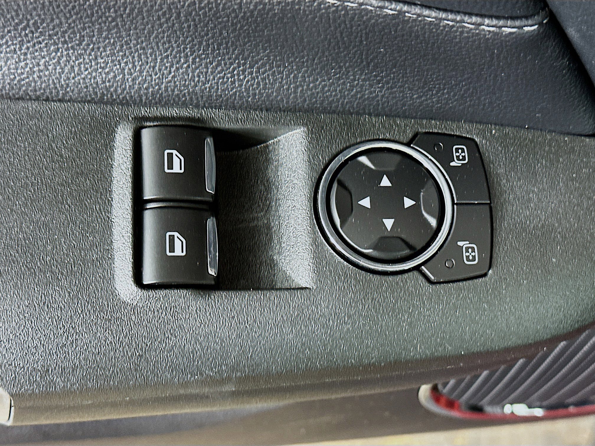 Used 2015 Ford Mustang GT Premium RWD image 15