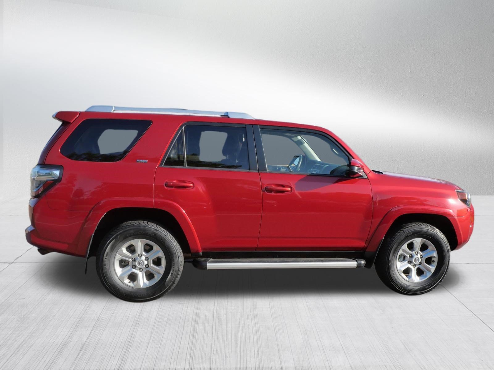 Certified 2016 Toyota 4Runner SR5 AWD/4WD image 8