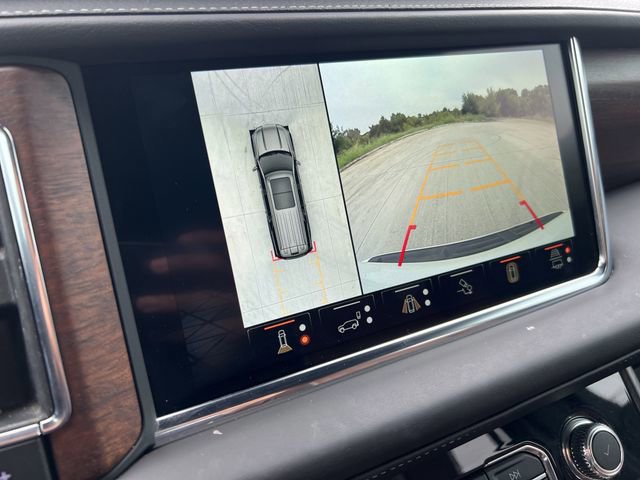 Used 2024 GMC Yukon Denali Ultimate image 16