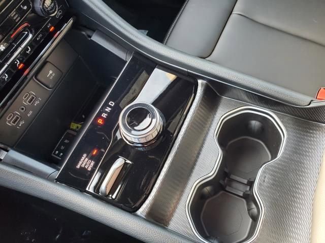 New 2025 Jeep Grand Cherokee L Limited image 24