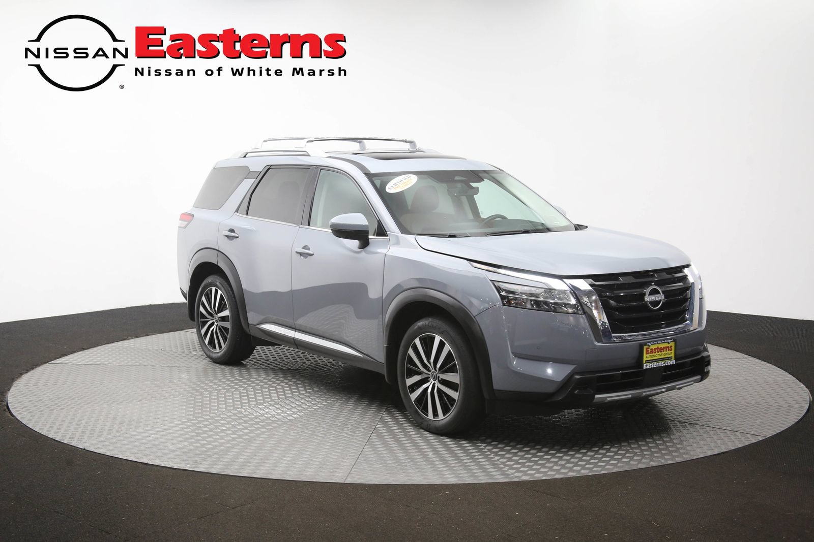 Used 2023 Nissan Pathfinder Platinum w/ Cargo Package AWD/4WD image 48