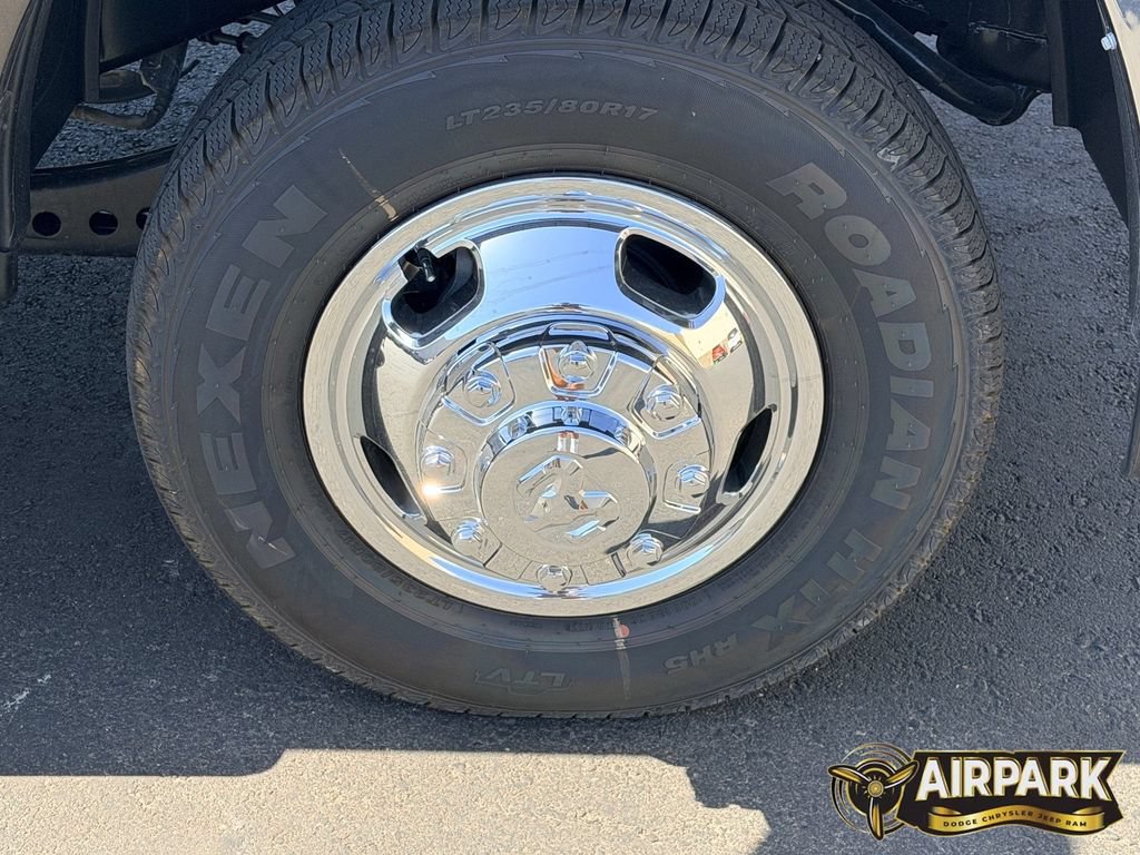 New 2026 RAM 3500 Tradesman AWD/4WD image 10