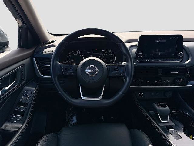 Used 2023 Nissan Rogue SL AWD/4WD image 16