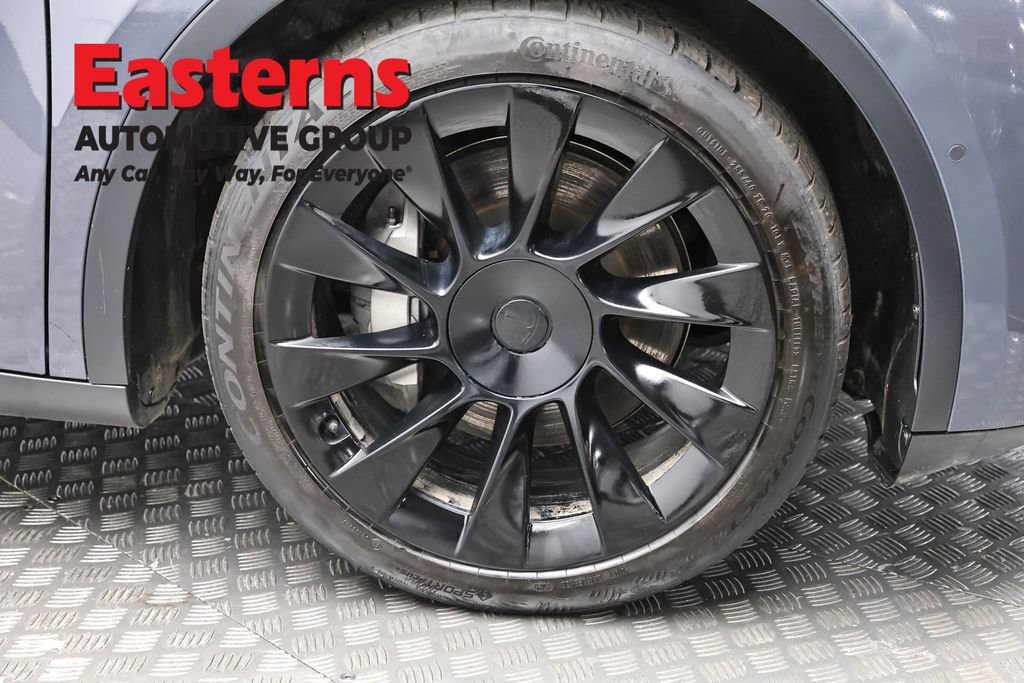Used 2021 Tesla Model Y Long Range AWD/4WD image 25