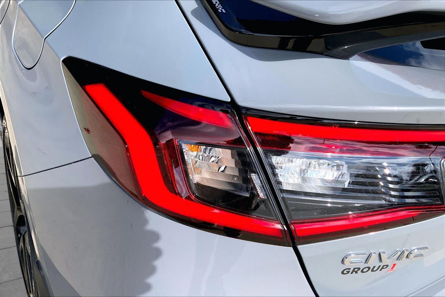 Used 2025 Honda Civic Sport image 27