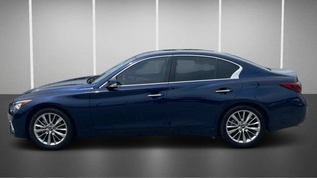 Used 2023 INFINITI Q50 Luxe w/ Cargo Package RWD image 12