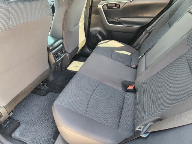 Used 2024 Toyota RAV4 LE FWD image 30