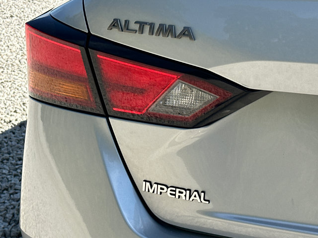 Used 2024 Nissan Altima 2.5 SV AWD/4WD image 14