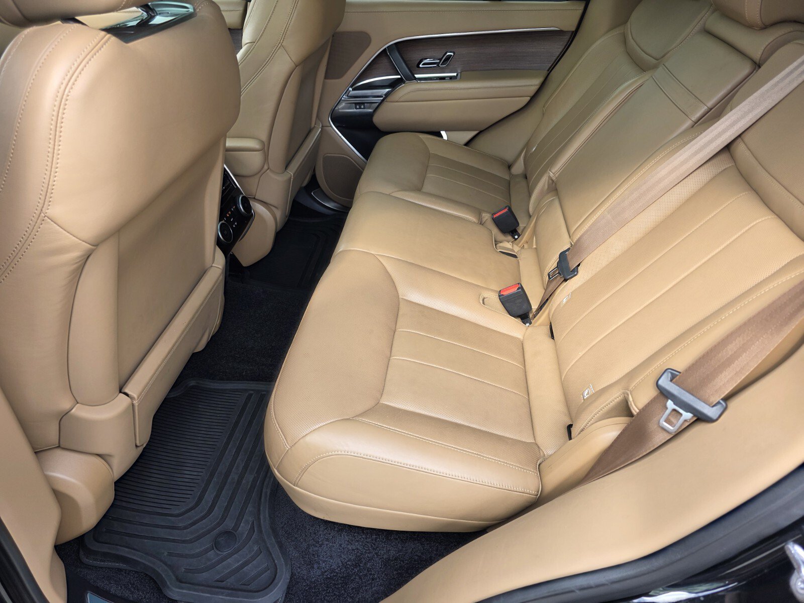 Used 2023 Land Rover Range Rover SE AWD/4WD image 14