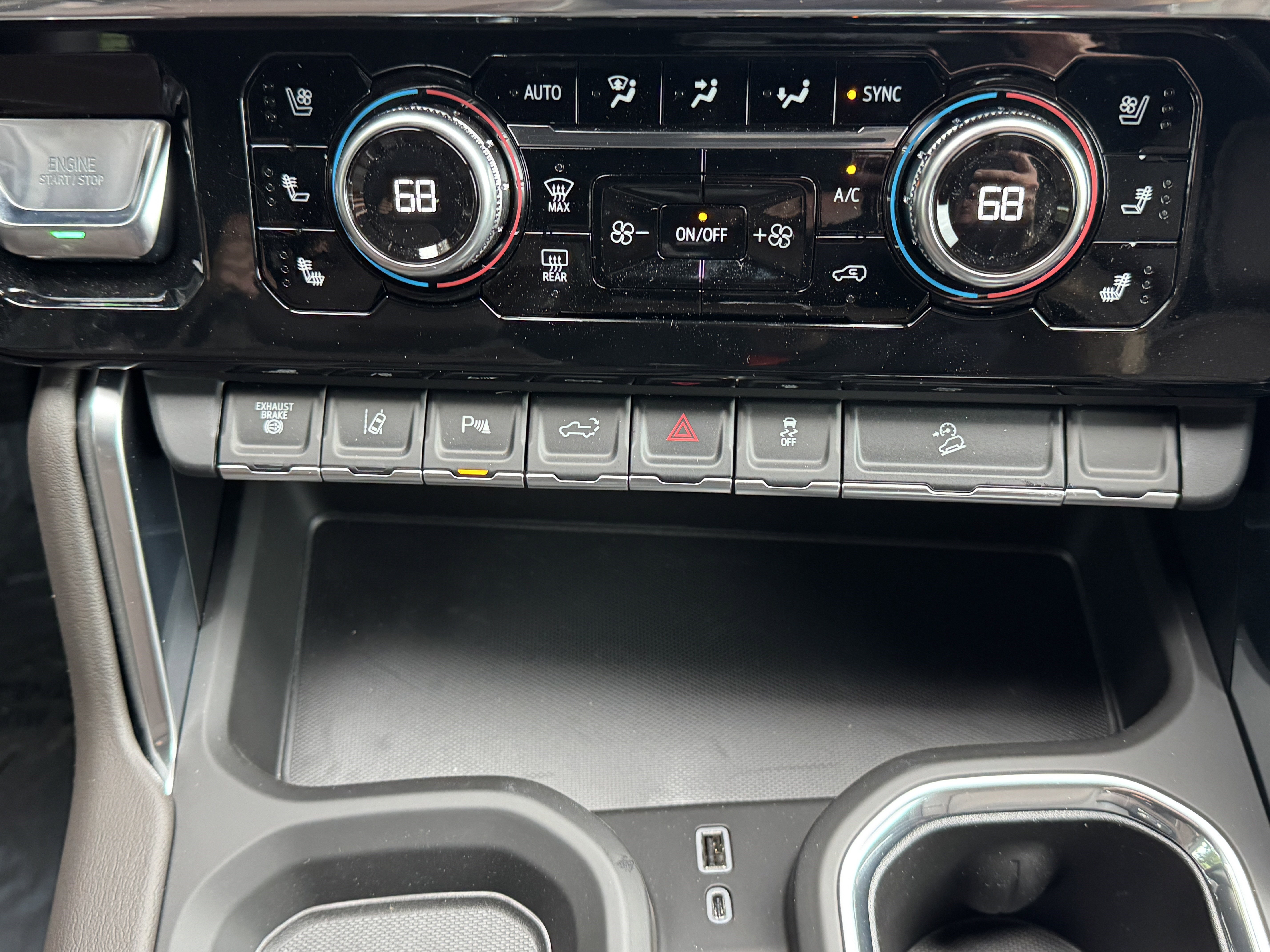 New 2026 GMC Sierra 2500 Denali w/ Denali Reserve Package image 33