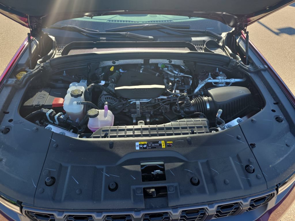 New 2026 Jeep Grand Cherokee Altitude AWD/4WD image 31