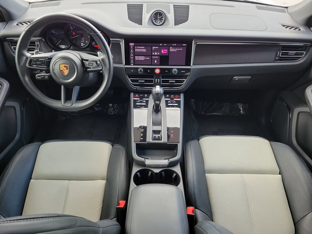 Certified 2024 Porsche Macan GTS AWD/4WD image 20