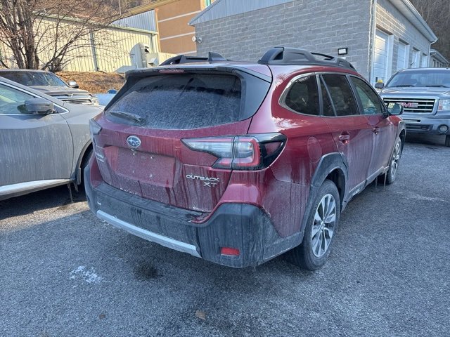 Used 2024 Subaru Outback Limited XT image 4