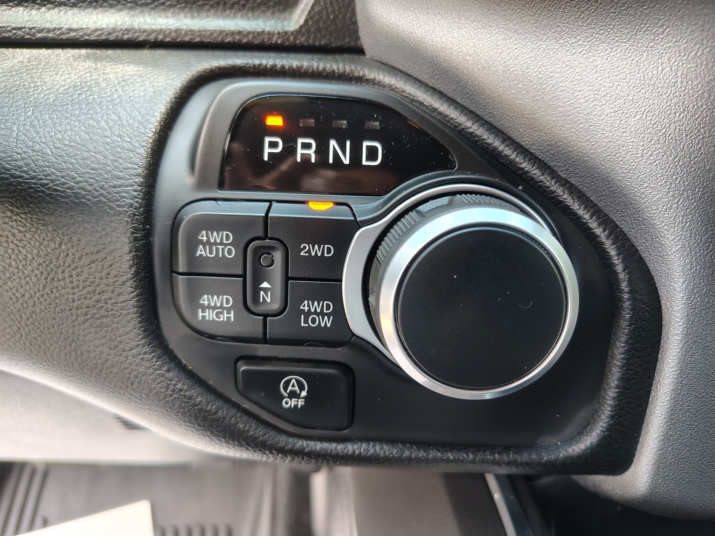 Used 2025 RAM 1500 Big Horn AWD/4WD image 32